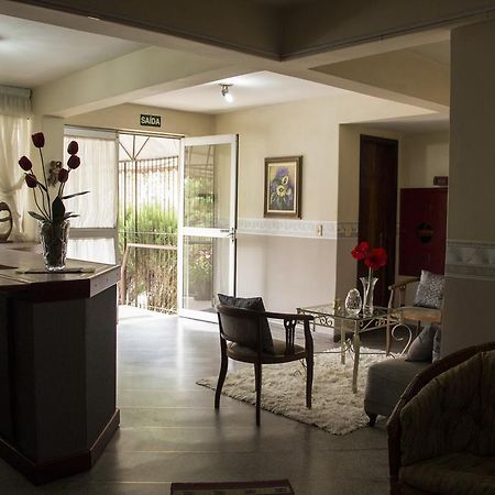 Hotel Residencial Vanessa Curitiba Exterior foto
